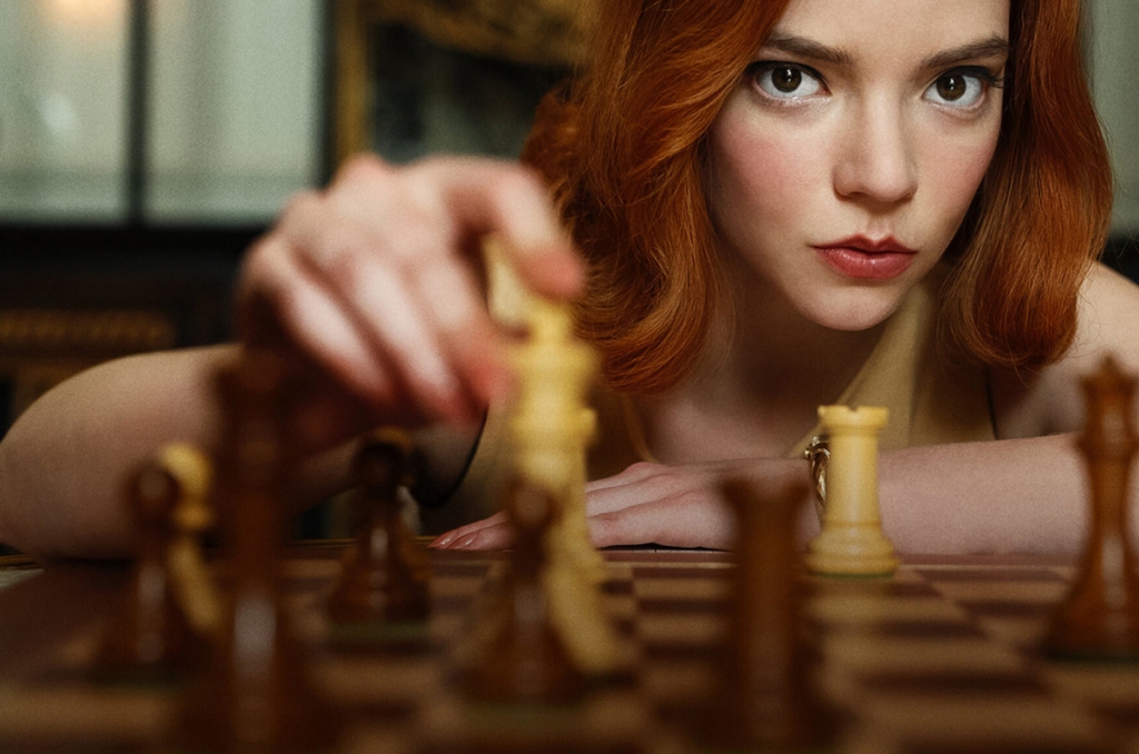 GQ Portugal - Gambito de Dama: o drama histórico de xadrez que não sabíamos  que precisávamos