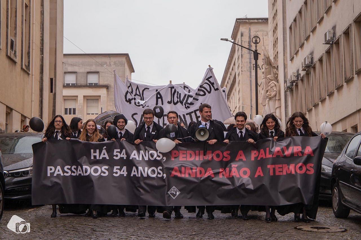 Tradução – Loja Académica do Algarve