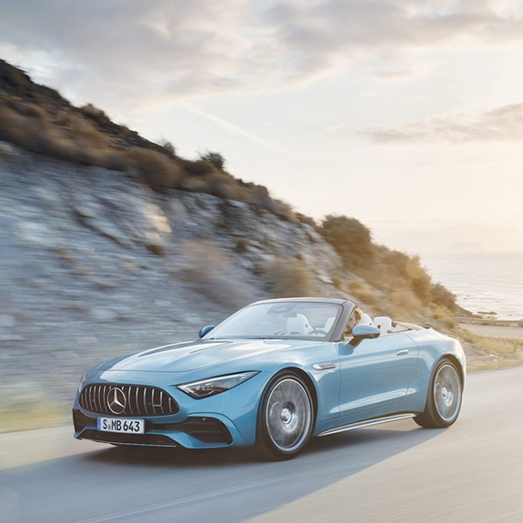 2022 Mercedes AMG SL 43